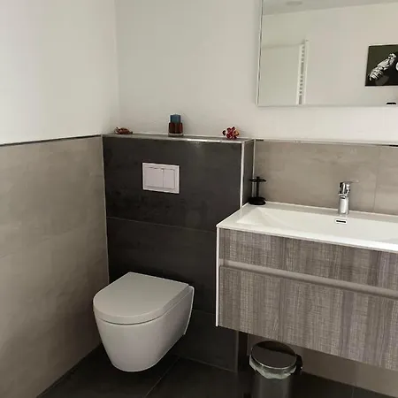 アパート Propeller Gaestehaus Og