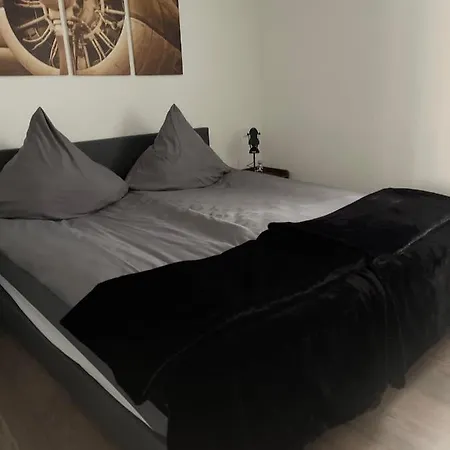 Propeller Gaestehaus Og アパート *